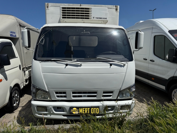 2008 Isuzu Npr Fri̇golu -18 Sogutmalı Temi̇z Bakımlı