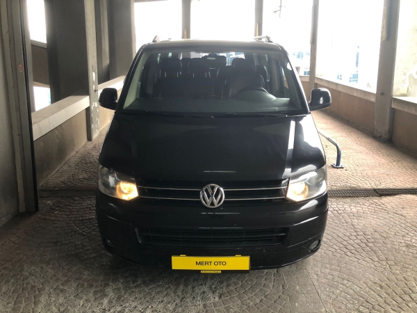 2015 Volkswagen Caravella 9.1 Mnbs Çft Sürg.Temi̇z Bakımlı