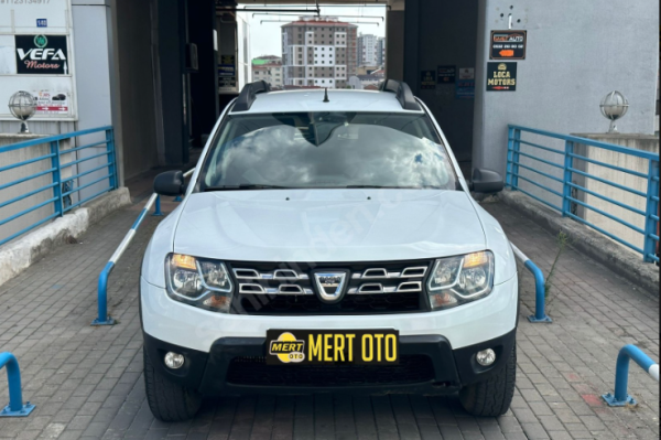 2017 Daci̇a Duster 1.5 Dci̇ Otomati̇k Temi̇z Bakımlı