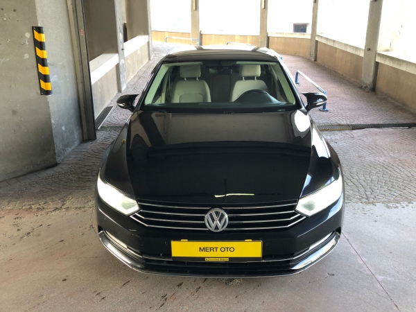 2015 Volkswagen Passat 1.6 Tdi̇ Cmfrt Otomatk Temi̇z Bakımlı