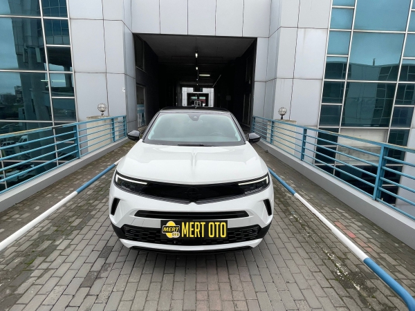 2024 Opel Mokka 1.2 Edt.Çftrenk.6000km Temi̇z Bakımlı