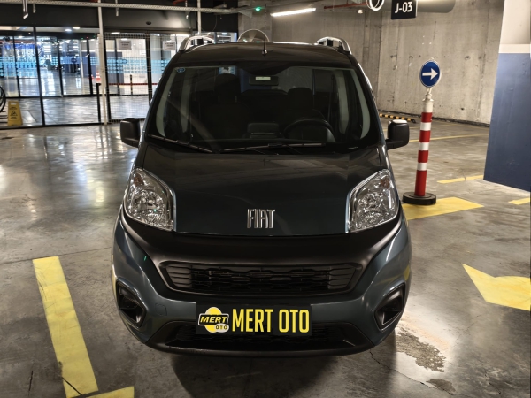 2023 Fi̇at Fi̇ori̇no 1.3 Mltj.100yılseri̇ 18.000km Temi̇z Bakımlı