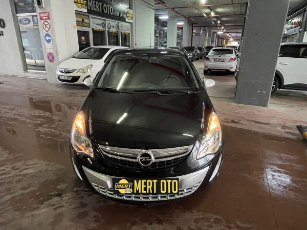 2012 Opel Corsa 1.4 111.000km Essen.Otomatk Temi̇z Bakımlı