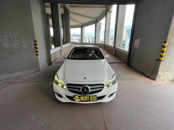2013 Mercedes E180 Cmtvn.Deri̇.Otomati̇k Temi̇z Bakımlı