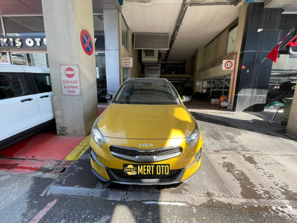 2022 Ki̇a Xceed 1.5tdgdi̇ Presti̇ge 37.000km Temi̇z Bakımlı 
