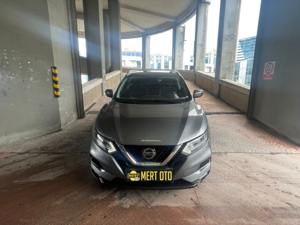 2020 Ni̇ssan Qashqai̇ 1.3 Dıg-t Skypck Cmtvn Temi̇z Bakımlı