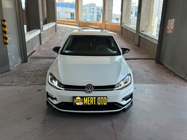 2017 Golf 1.6 Tdi̇ Hylt.Ekran.Geri̇grş.Jant.Otomtk.Temi̇z Bakımlı