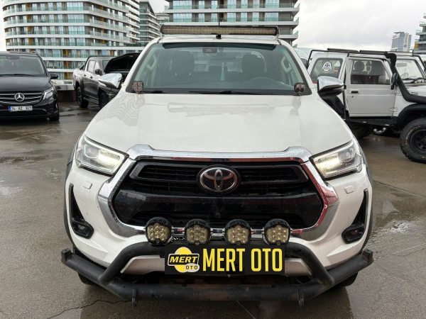 2020 Toyota Hi̇lüx Hi̇ Crui̇ser 4x4 Otomati̇k 69.000km Temi̇z Bakımlı